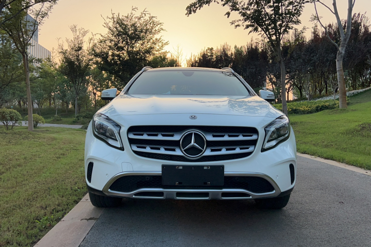 奔驰GLA 2018款 GLA 200 时尚型车身外观6001