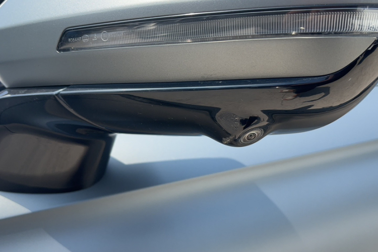 奇瑞 瑞虎8 L 2024款 2.0T 两驱尊贵版 5座车身外观6015