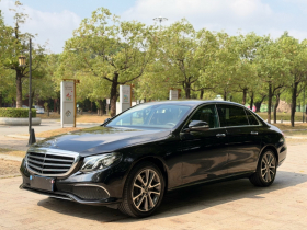 奔驰E级 2020款 改款 E 260 L