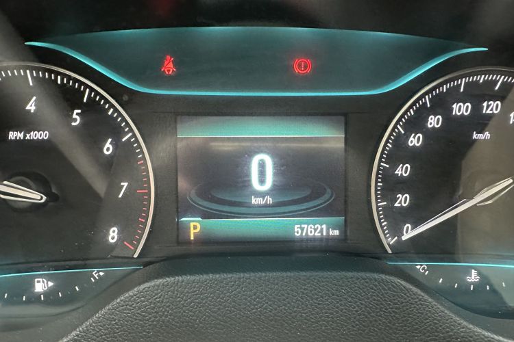 别克 英朗 2021款 典范 1.5L 自动精英型中控内饰15