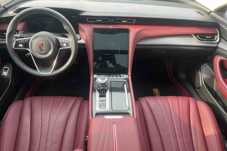 红旗H5 2024款 2.0T 自动智联旗畅版中控内饰7001