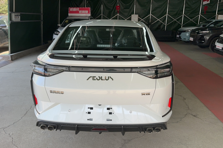 东风风神 奕炫 2023款 马赫版 1.5T 自动追猎骑士版车身外观6004