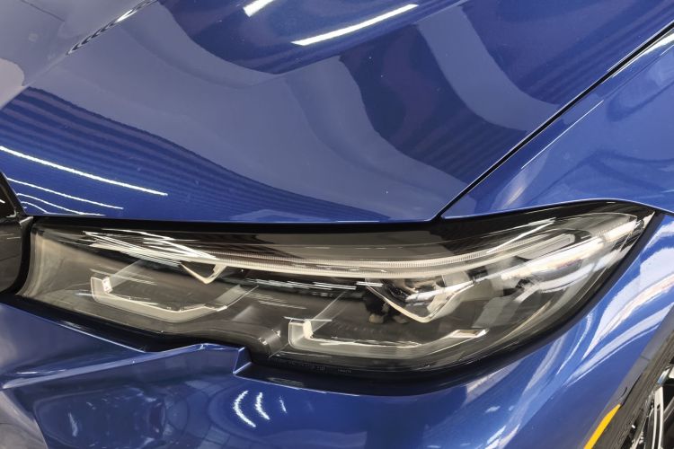 宝马3系 2022款 325i M运动曜夜套装车身外观6006