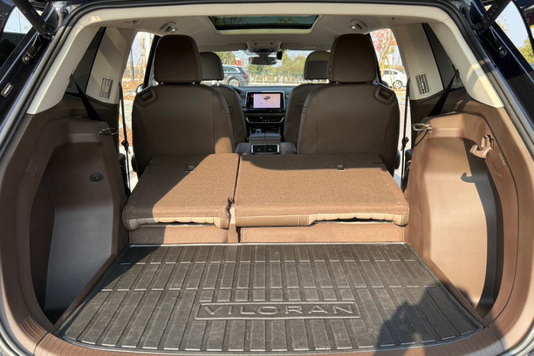 大众 威然 2022款 330TSI 豪华版中控内饰7010