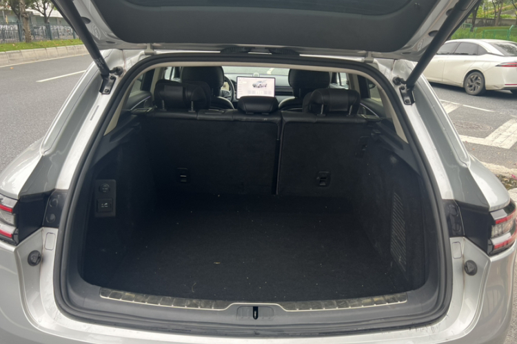 鸿蒙智行 问界M5 2022款 增程后驱标准版局部细节23