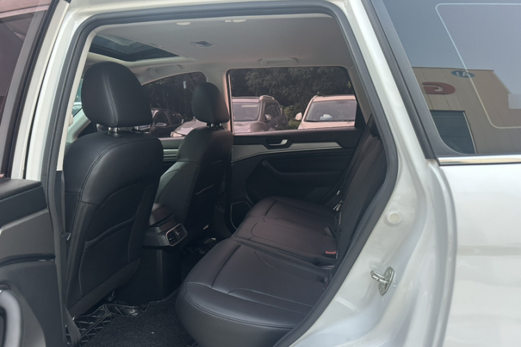 哈弗H6 2018款 蓝标 运动版 1.5T 自动两驱精英型中控内饰7004