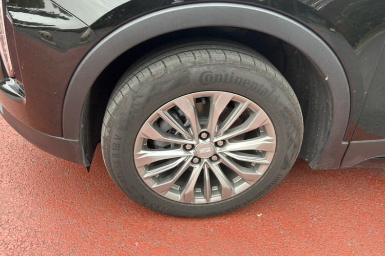 凯迪拉克XT4 2024款 改款 28T 两驱豪华型车身外观6010