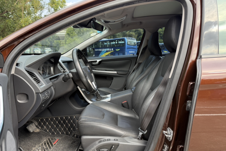 沃尔沃XC60(进口) 2014款 T5 智逸版中控内饰7002