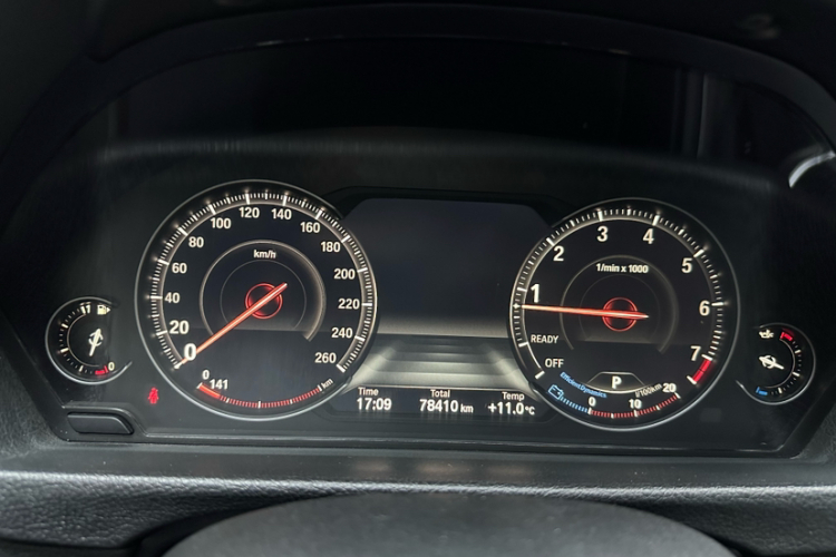 宝马3系 2018款 320Li 领先型M运动套装中控内饰15