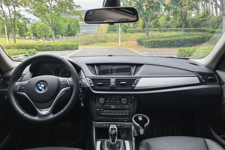 宝马X1 2014款 sDrive18i 领先型中控内饰7002