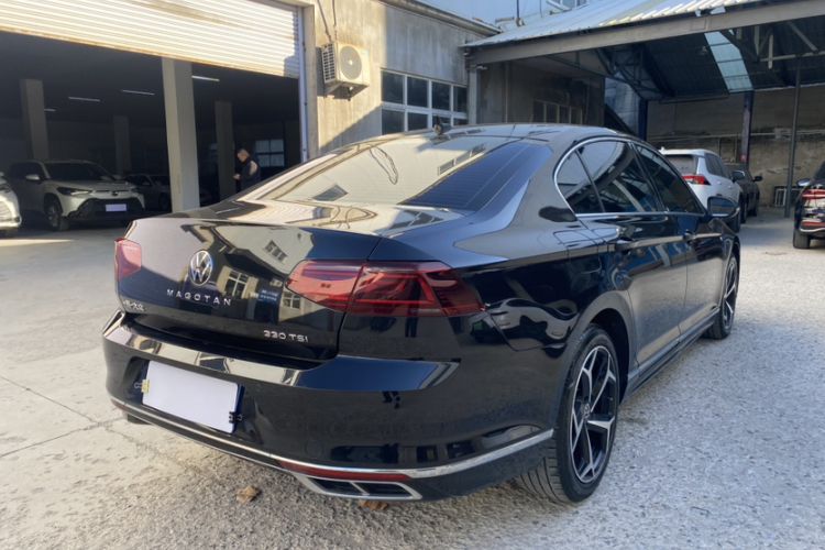 大众 迈腾 2023款 200万辆纪念版 280TSI DSG领先型车身外观6004