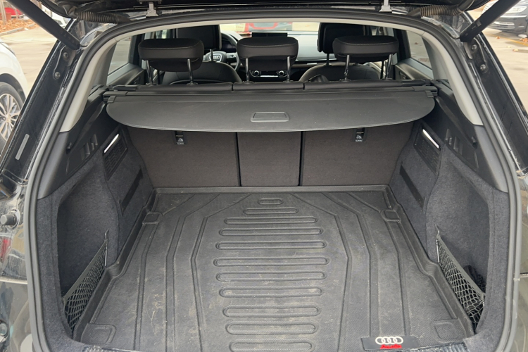 奥迪Q5L 2022款 改款 40T 豪华致雅型局部细节23