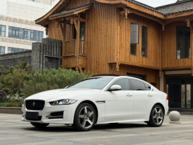 捷豹XE 2018款 2.0T 300PS 四驱R-Sport运动版