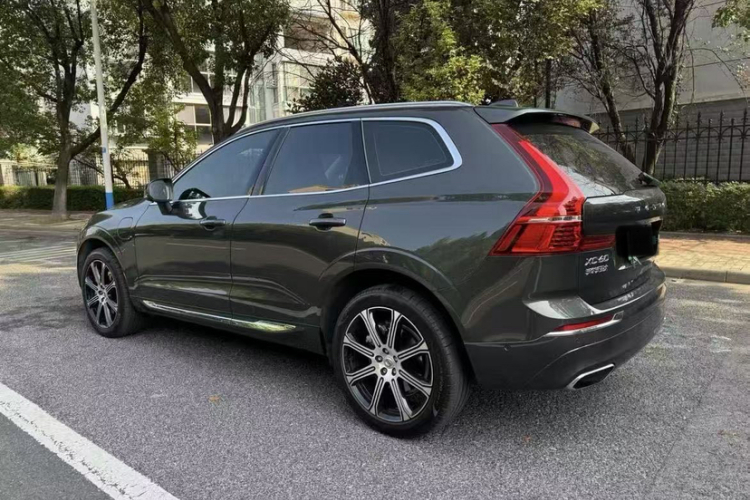 沃尔沃XC60新能源 2019款 T8 E驱混动 智尊豪华版 国V车身外观6007