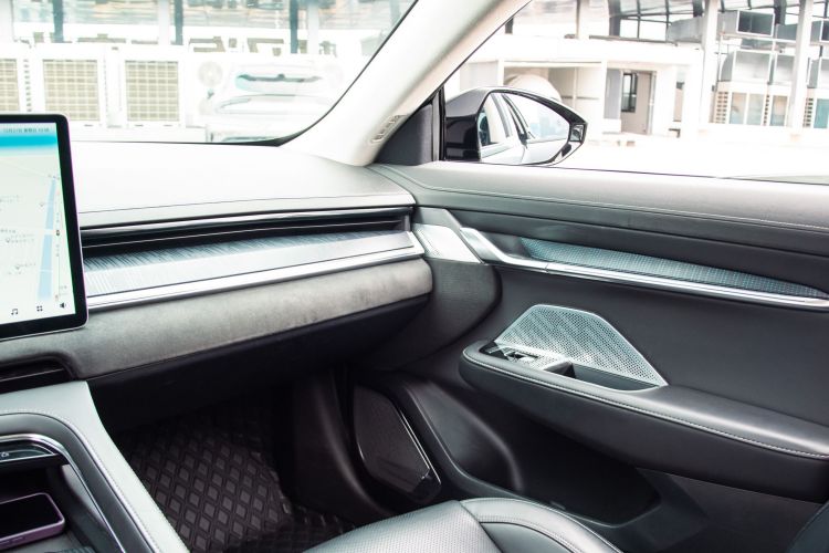 极氪001 2022款 超长续航单电机 WE版中控内饰7008