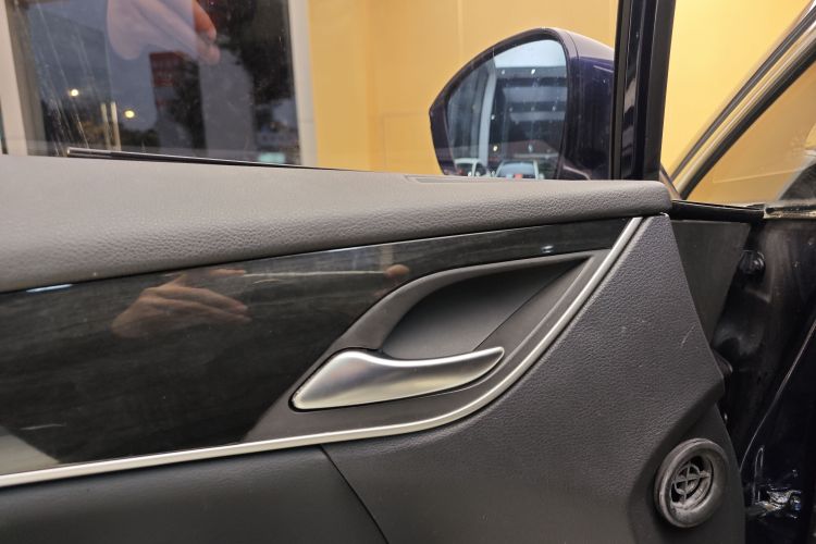 比亚迪 宋MAX 2017款 1.5T 自动智联精英型 7座中控内饰7001