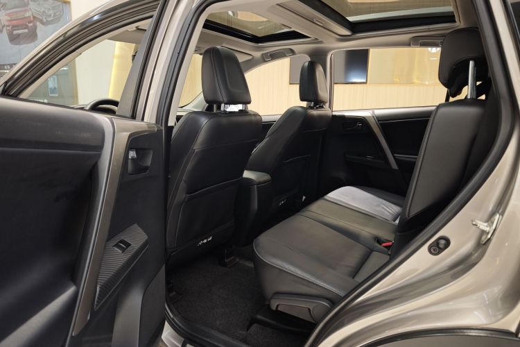 丰田 RAV4荣放 2015款 2.5L 自动四驱精英版中控内饰7004