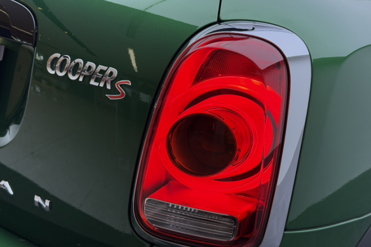 MINI Countryman 2020款 2.0T COOPER S ALL4 极地版局部细节9002