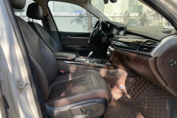 宝马X5(进口) 2015款 xDrive28i中控内饰7003