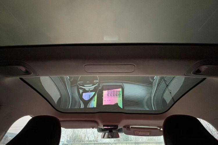 小鹏P7 2023款 P7i 702 Pro局部细节22