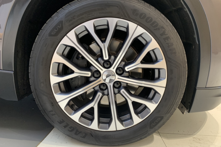 蔚来ES6 2024款 75kWh车身外观6005