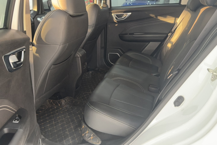 吉利汽车 远景X3 2019款 升级版 1.5L CVT精英型中控内饰7002