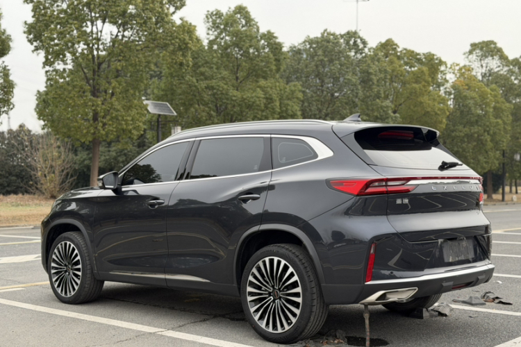 星途凌云 2025款 400T 四驱星尊版车身外观6003