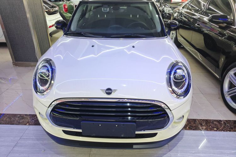 MINI 2019款 1.5T COOPER 经典派车身外观6001