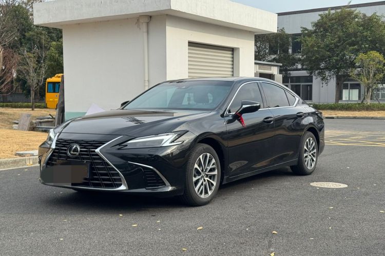 雷克萨斯ES 2025款 300h 臻享版车身外观6001