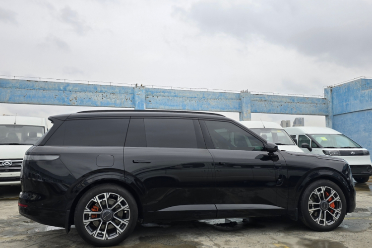 领克900 2025款 2.0T Ultra车身外观6002