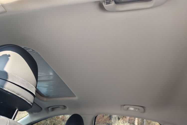 荣威D7 2023款 DMH 125km 超越版局部细节22