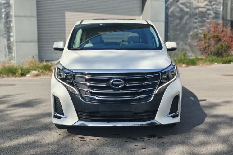 广汽传祺 传祺M8 2020款 领航款 390T 尊贵版车身外观6001