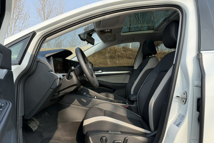 大众 高尔夫 2024款 280TSI DSG Pro 50年传奇版局部细节19