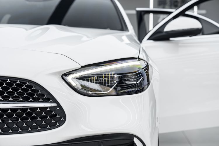 奔驰C级 2023款 改款 C 200 L 运动版局部细节9009