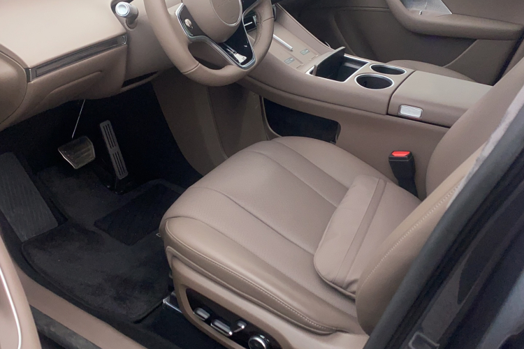 鸿蒙智行 智界R7 2025款 增程 251km Max局部细节19