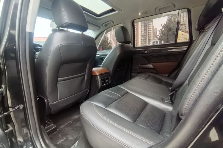 广汽传祺 传祺GS7 2017款 280T 两驱豪华型中控内饰7004