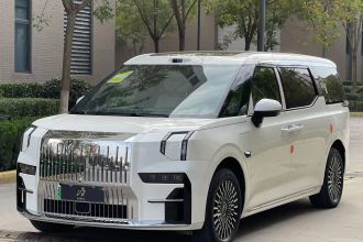 极氪009 2024款 六座行政版四驱 108kWh