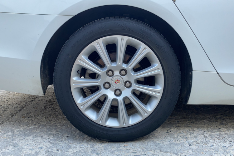 凯迪拉克XTS 2015款 28T 舒适型车身外观6009