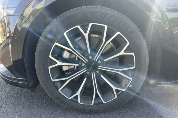 极氪007 2024款 后驱智驾版 75kWh车身外观6003