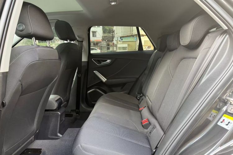 奥迪Q2L 2020款 35 TFSI 进取动感型中控内饰7004