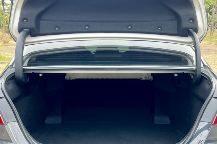 丰田 凯美瑞 2019款 2.5G 豪华版 国VI局部细节23