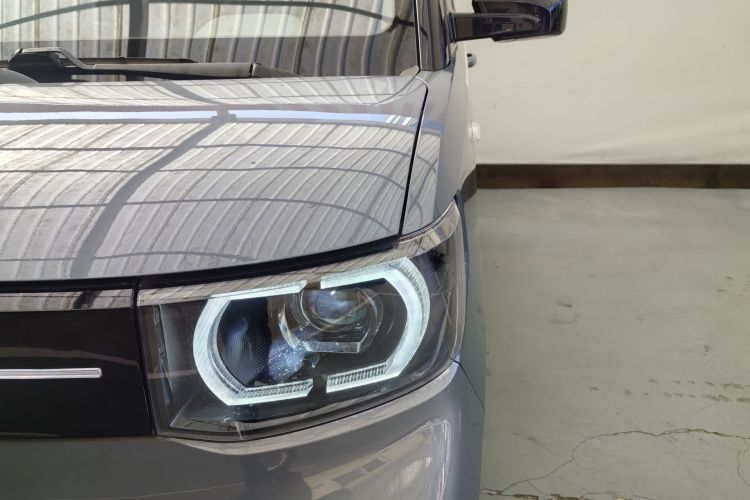 五菱汽车 宏光MINIEV 2022款 马卡龙臻享款 磷酸铁锂车身外观6002