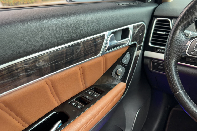 哈弗H6 Coupe 2016款 蓝标 1.5T 自动两驱精英型中控内饰7005