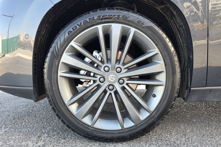 零跑汽车 零跑C16 2024款 增程 200尊享版车身外观6005