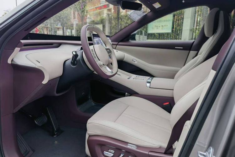 小米汽车 小米YU7 2025款 超长续航后驱版中控内饰7003