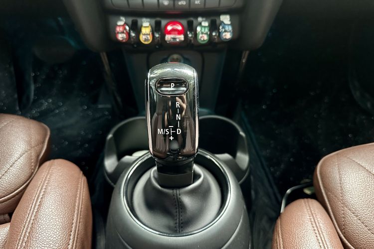 MINI 2018款 1.5T COOPER 经典派中控内饰7004