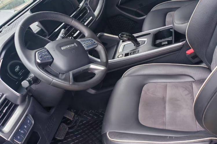 哈弗H6 2021款 国潮版 1.5T 自动冠军版中控内饰7001