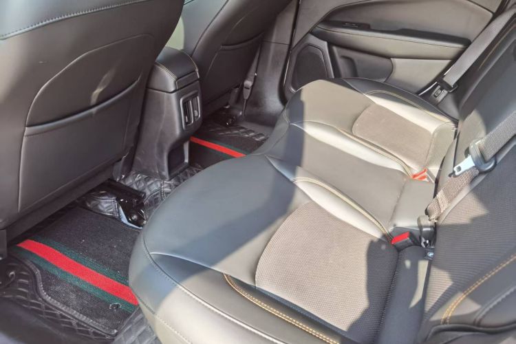 Jeep 指南者 2020款 220T 自动精英版中控内饰7003