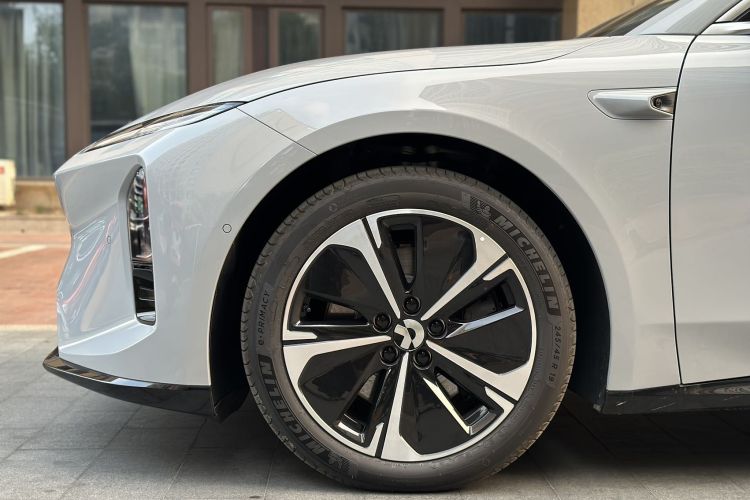 蔚来ET5 2025款 75kWh车身外观6010