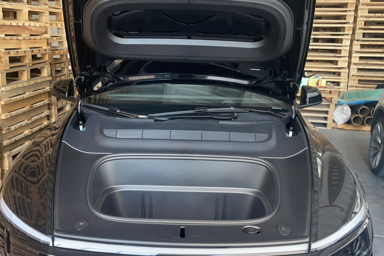 特斯拉 Model Y 2025款 后轮驱动版局部细节24